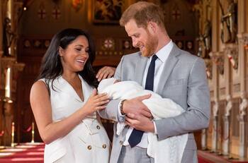 Las extrañas conductas que protagonizó Harry cuando Meghan dio a luz a Archie