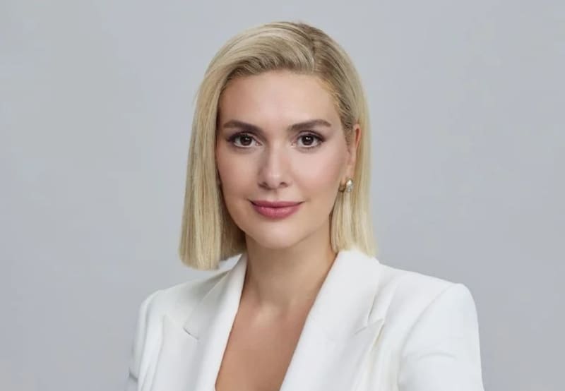 Bergüzar Korel, Sherazade de Las Mil y Una Noches. Fuente: instagram @berguzarkorel