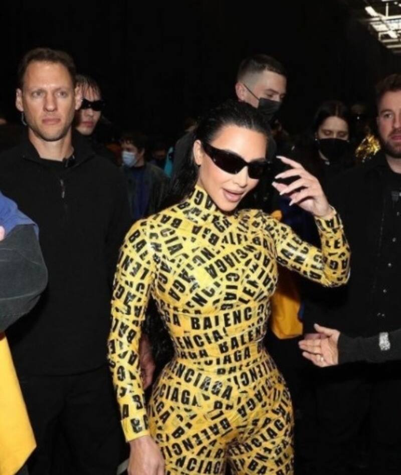 Kim Kardashian provoca risas por su atuendo de Balenciaga - Créditos: Instagram