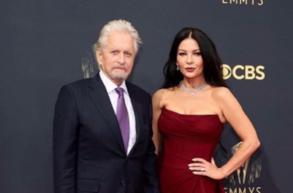 Catherine Zeta-Jones destapa quién da mejores regalos entre ella y Michael Douglas
