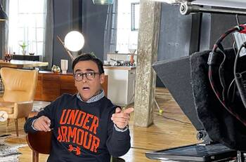 Esta es la actitud que mantiene Adal Ramones luego de dar positivo a Ómicron