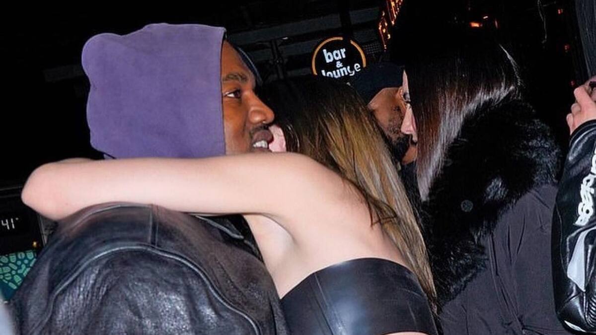 Kanye West se gana a las amigas de Julia Fox con estos lujosos regalos