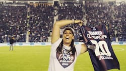 Marysol Sosa homenajea a José José en estadio mientras su familia sigue peleada