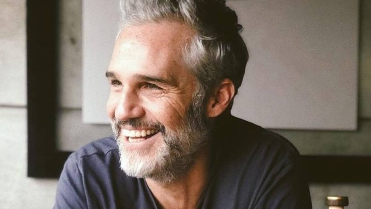 Juan Pablo Medina promociona su nueva película aún convaleciente