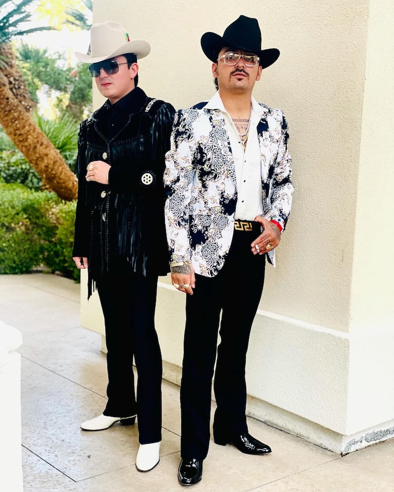 Los Dos Carnales estrenaron canción Navideña - Créditos: Facebook