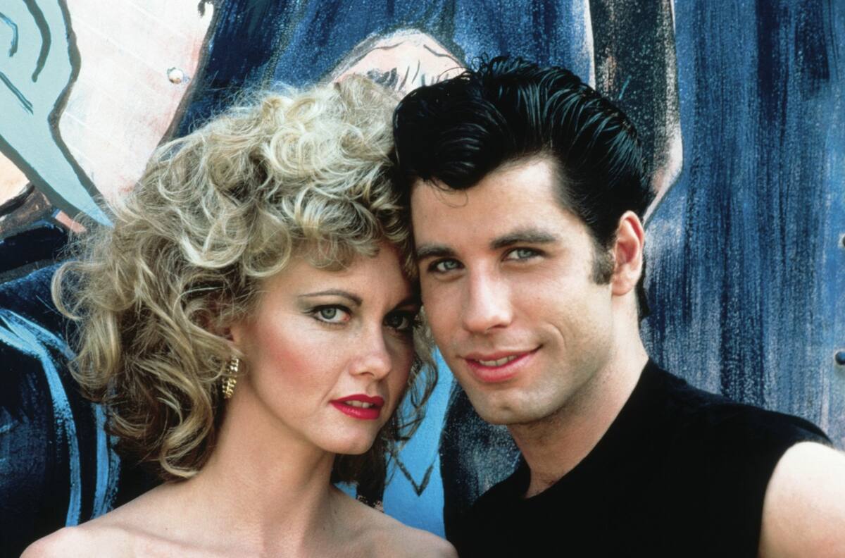 John Travolta rinde emotivo homenaje a Olivia Newton-John