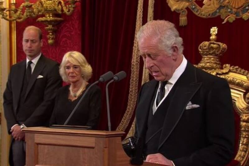 Después de 70 años de espera, Carlos III es el nuevo rey de Inglaterra. - Créditos: Daily Mirror