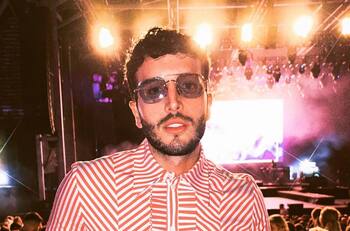 Fan de Sebastián Yatra se tatúa ‘Modo Avión’, tema musical del colombiano