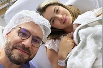 La tierna imagen de Josse Narváez con su bebé