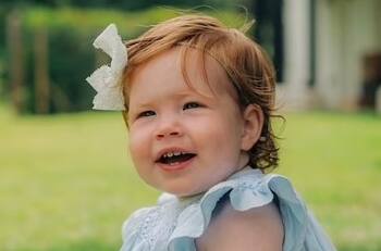 Lilibet tuvo un pastel de cumpleaños que contenía una planta medicinal