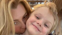 Marjorie de Sousa comparte otro momento musical y navideño junto a su hijo Matías