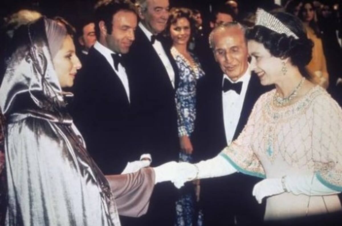 Obama, Mick Jagger, Stallone, Janet Jackson, Ricky Martin... las celebridades se conduelen con la realeza