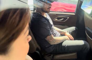 Christian Nodal asiste con sus padres a prestar declaración ante los fiscales