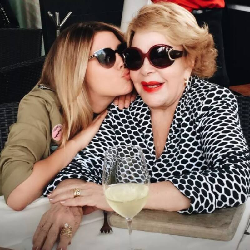 Michelle Salas y Silvia Pinal protagonizan emotivo encuentro - Créditos: Instagram