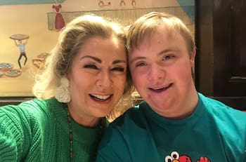 Luciano, hijo de Lety Calderón, sigue los pasos de su mamá y debuta en telenovela