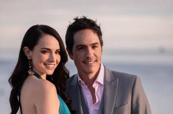 ¿Cómo inició la historia de amor entre Mauricio Ochmann y Paulina Burrola?