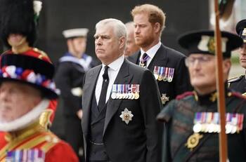 Harry no deja títere con cabeza y desgarra al tío Andrés por abuso sexual que lo sacó de la realeza