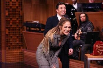 JLo y Jimmy Fallon colaboran para lanzar importante proyecto para niños