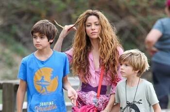 Shakira arremete contra Piqué de nuevo; anuncia fecha para mudarse a Miami con sus hijos
