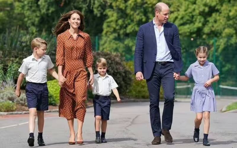 Kate y William llevaron a sus hijos al colegio Lambrook en el primer día de clases.