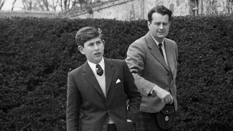 El rey Carlos III asistió a un duro internado - Créditos: Twitter