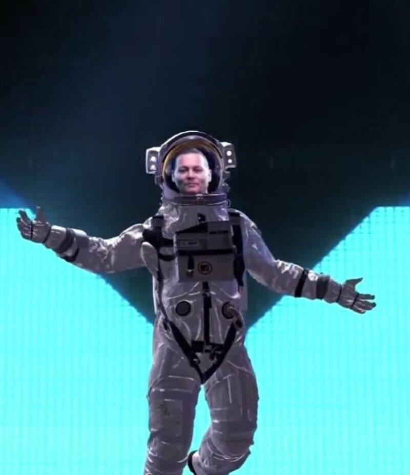 Los extravagantes atuendos en la noche loca de los MTV VMAs 2022 - Créditos: TWITTER