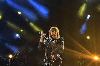 Alejandra Guzmán da su primera declaración tras la fuerte caída que sufrió