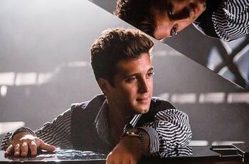 Diego Boneta recibe fuertes críticas; fans señalan que actúa como Luis Miguel en la vida diaria