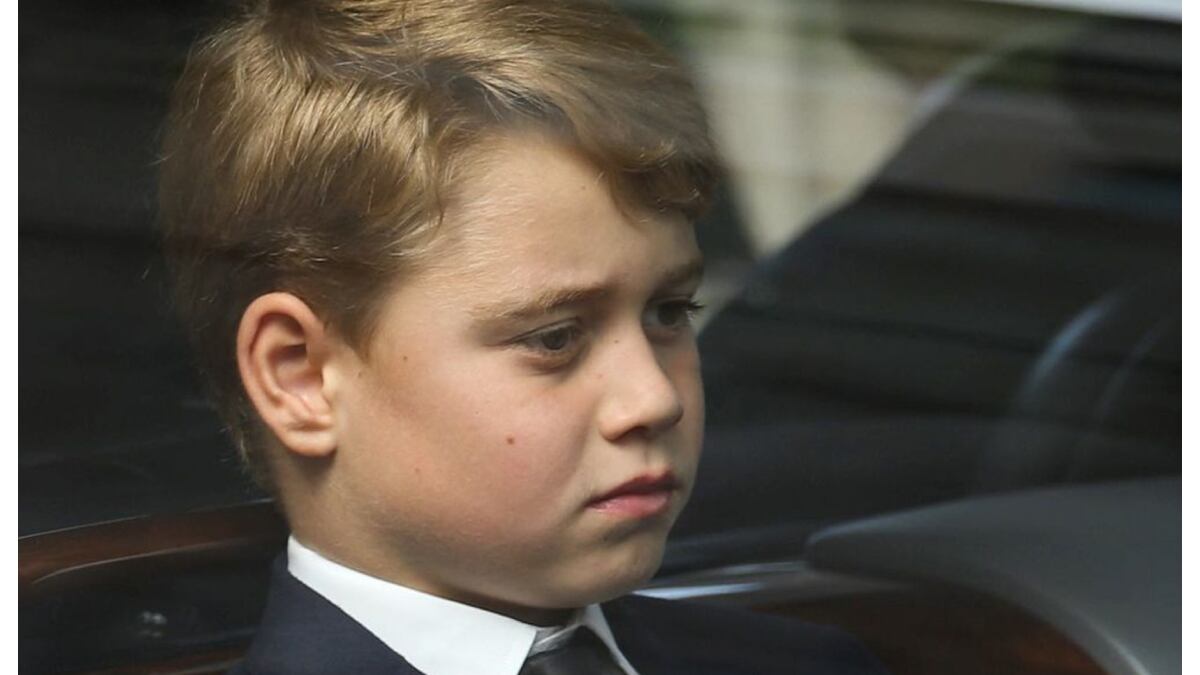 Al príncipe George le encanta pintar.