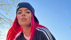 Karol G denunció a famosa revista por indignante edición de su cara y cuerpo en una foto