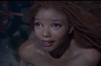 Halle Bailey deslumbra como ‘La sirenita’ en el primer tráiler del live-action de Disney