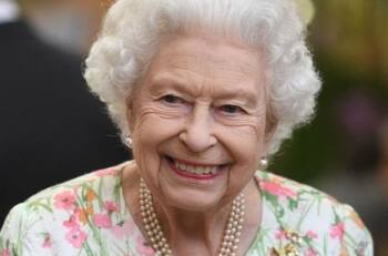 La reina Isabel II lanzará un libro que promete destronar la publicación del príncipe Harry