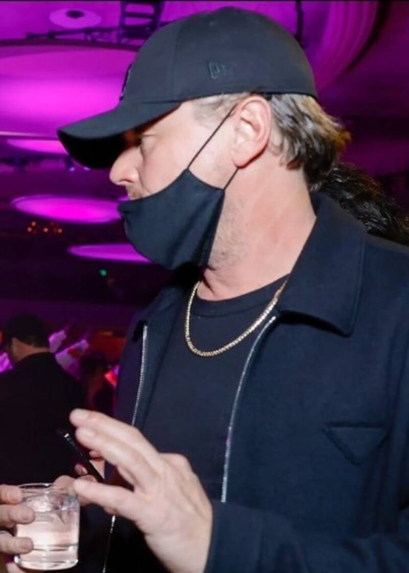 Di Caprio aparece en fiesta nocturna con famosa modelo belga 20 años menor El actor subió un poco la puntería en edad - Créditos: Instagram