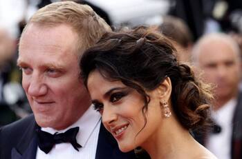 Salma Hayek le hace una romántica declaración a su esposo