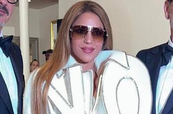 Shakira con chaqueta NO ¿un mensaje público para Gerard Piqué?