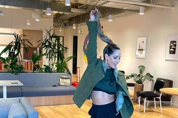 Carmen Villalobos muestra su ritmo con actriz de ‘Yo soy…Betty la fea’