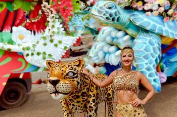 Daniella Álvarez le presume a su familia italiana el tesoro que más aprecia