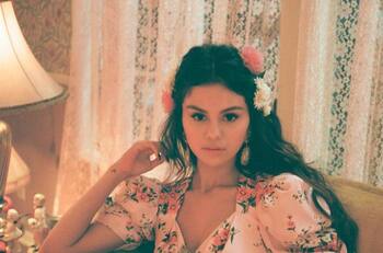 Por qué Selena Gomez no quiere reconocer su romance con Andrew Taggart