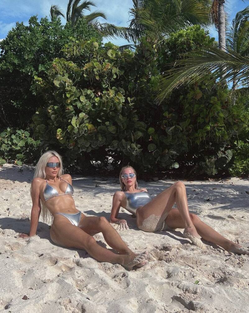 Khloé Kardashian le copió el look a su hermana Kim. - Créditos: Instagram