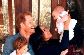 Archie y Lilibet tendrían obligaciones y privilegios con la realeza tras ser nombrados príncipes