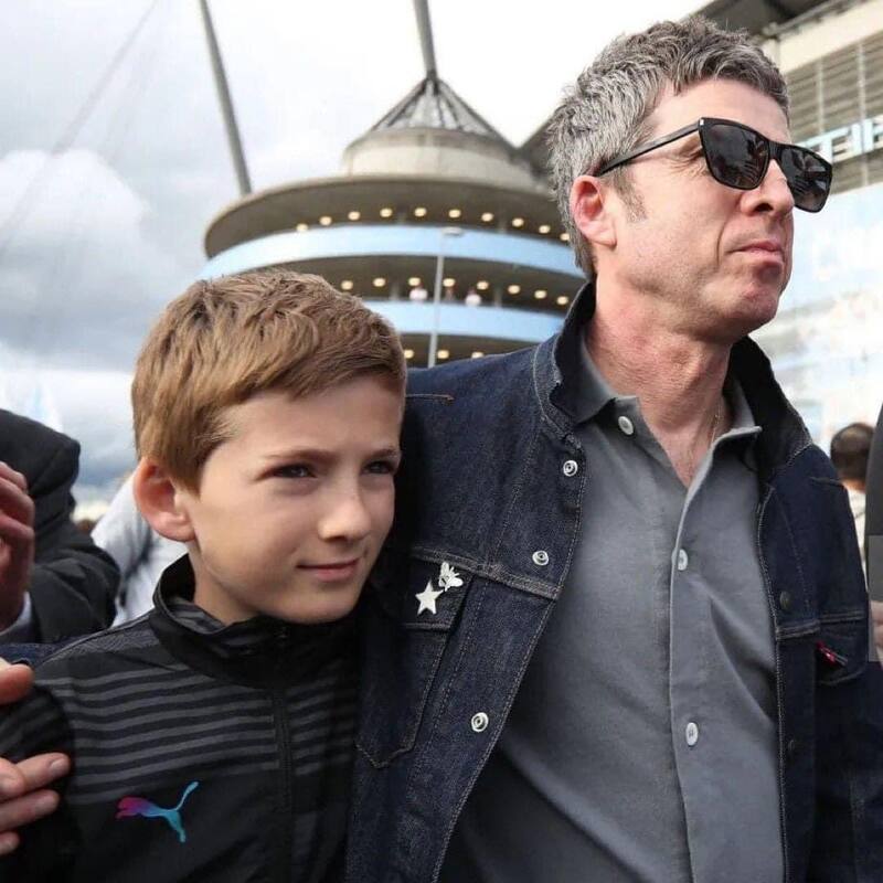 Noel Galagher festejó al City junto con su hijo de 11 años. - Créditos: Instagram