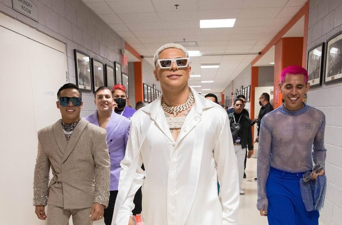 Camilo cumple promesa con Grupo Firme y así dieron el anuncio