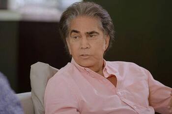 Hijo no reconocido de José Luis Rodríguez "El Puma" asombra por su gran parecido con el cantante