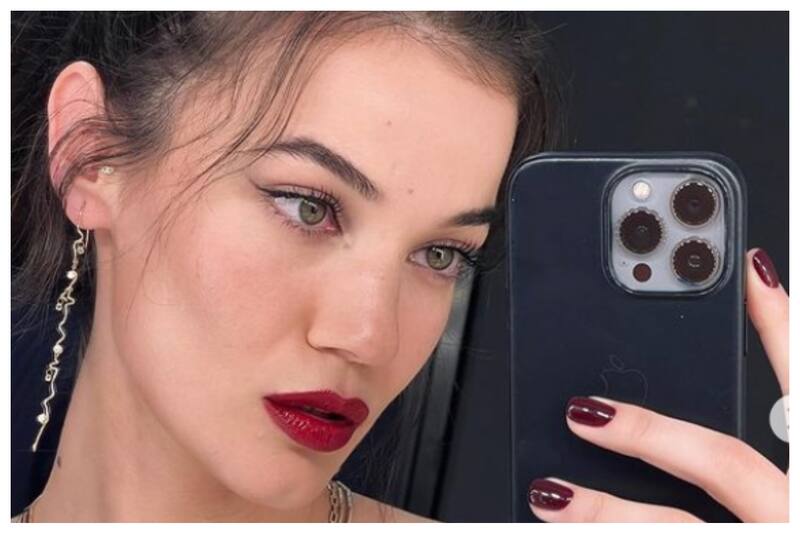 Pinar Deniz, la protagonista de Yargi, hace unos días fue la figura central del estreno de La Actriz, en Disney Plus Turquía.