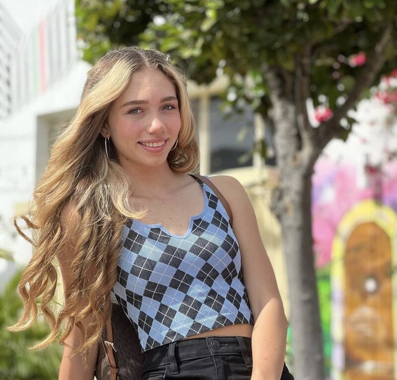 Conoce a la “mamá” de Luna Pernía en 'Así se baila' - Créditos: Instagram: @soylunapernia