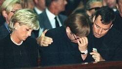 Lady Di consoló a Elton John en funeral de Gianni Versace; un mes después el cantante fue al de ella