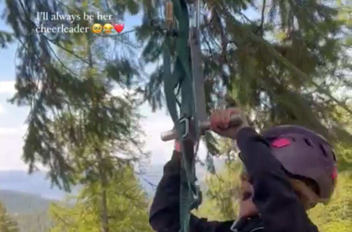 Kourtney Kardashian y su hija hacen arriesgada actividad al aire libre