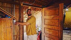 Daniel Arenas besa a Adamari López y confiesa que ya se mudó a Estados Unidos