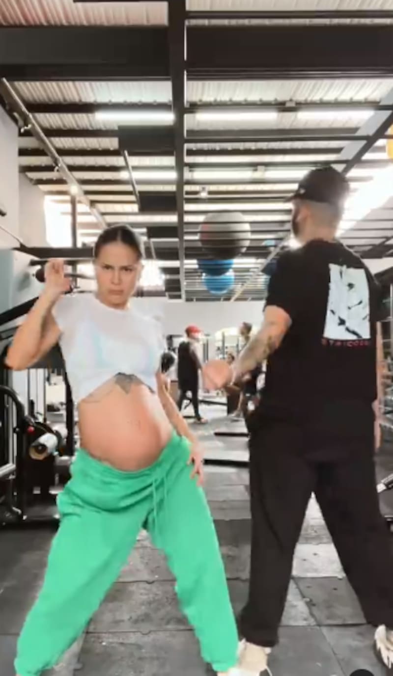 Greeicy realiza difícil coreografía - Créditos: Instagram