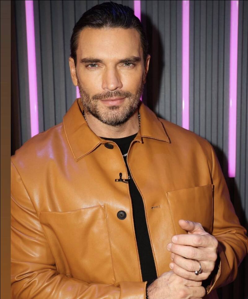 Julián Gil revela que se casó a los 15 años y muestra cómo lucía - Créditos: Instagram